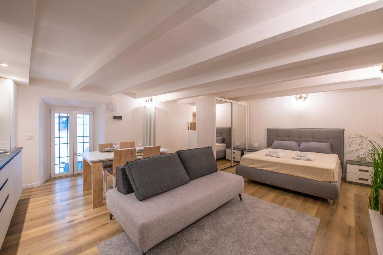 Borsarihouse Wifi & Smarttv Apartment Verona Bagian luar foto