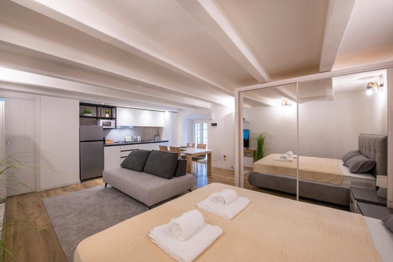 Borsarihouse Wifi & Smarttv Apartment Verona Bagian luar foto